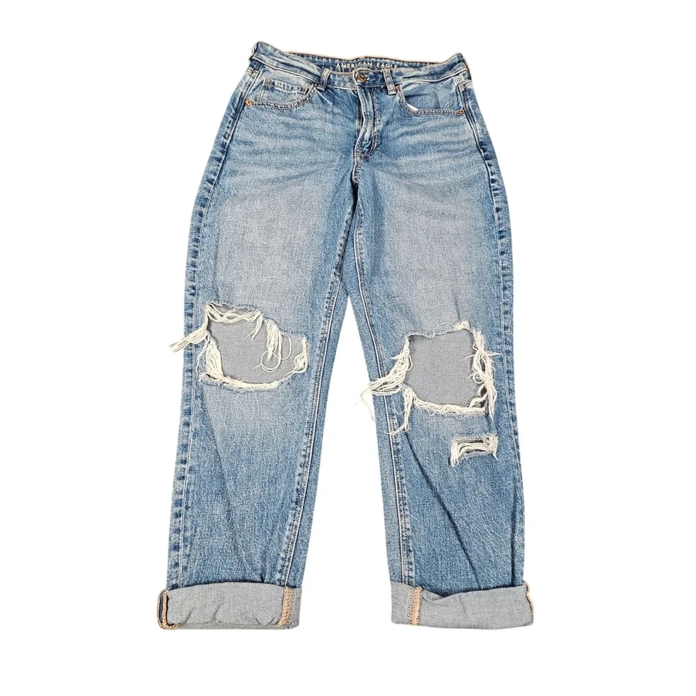 American Eagle Strigid Mom Jeans Womens 6 Short Distressed Ripped Crop Denim